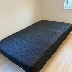 セミダブルのマットレスの画像