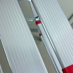 未使用　
アルミ　３段踏み台　脚立　の画像