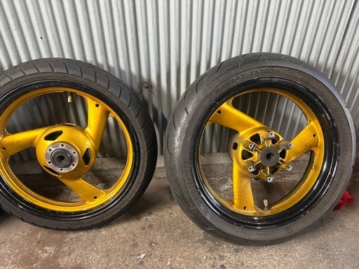 xjr400 タイヤホイール