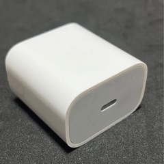 Apple 純正 iPhone iPad 20W充電器＆USB-C 高速充電の画像