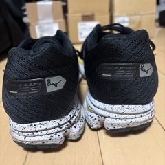 ミズノスニーカー27cm(グレー)の画像