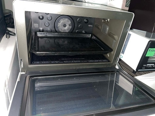 配送可能　保証付き SHARP 過熱水蒸気オーブンレンジ  31L ホワイト系 RE-V100A-W