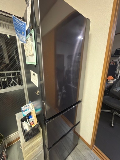 急ぎ！2022 美品　r-v32rv 冷蔵庫