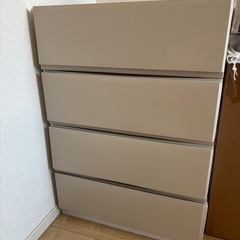 衣装ケースの画像