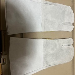溶接用革手袋　三本指　4双セットの画像