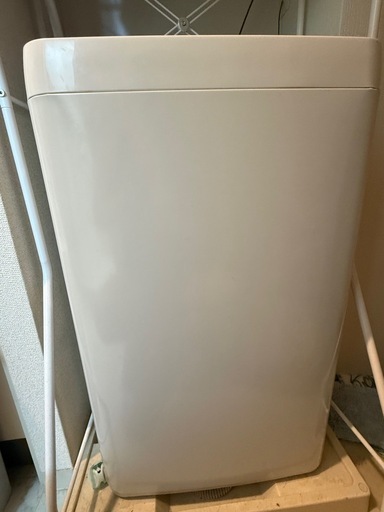 ワールプールジャパン YWM-T55LW 一人暮らし単身用洗濯機 5.5kg OE01239