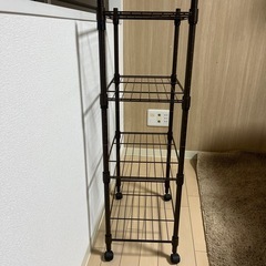 【決まりました】キャスター付きスチールラックの画像