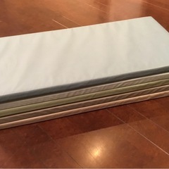 IKEA　折りたたみ式ジムマット　の画像