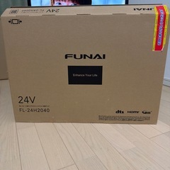 【取引中です】24型 テレビ   (テレビ台付き)の画像