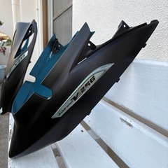 v125g 純正　外装　マットブラックの画像