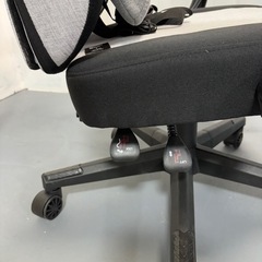 05番未使用品 組立済み Dowinx ゲーミングチェア ファブリック 通気性 幅広座面 オフィスチェア デスクチェア オットマン付きの画像