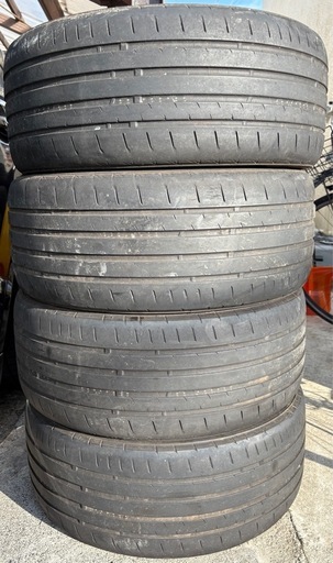 車のパーツ 225/40r18