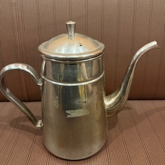 ポット　水差し　お冷　レストラン　ホテル　ディナー　飲食店の画像