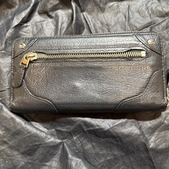 coachラウンドファスナー革財布の画像