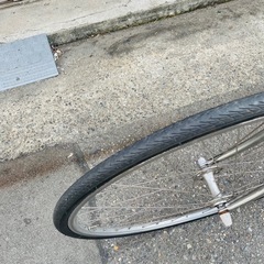 『ＳＡＬＥ　３０％』　クロスバイク　７００c 白　配達可能の画像