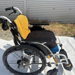 松永製作所　NEXTCORE 車椅子　2019年製 少し使用感ありますが機能性に問題ありません。クッション2つあるので褥瘡の予防にもなるとおもいます。の画像