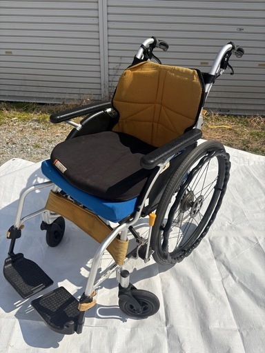 松永製作所　NEXTCORE 車椅子　2019年製 少し使用感ありますが機能性に問題ありません。クッション2つあるので褥瘡の予防にもな