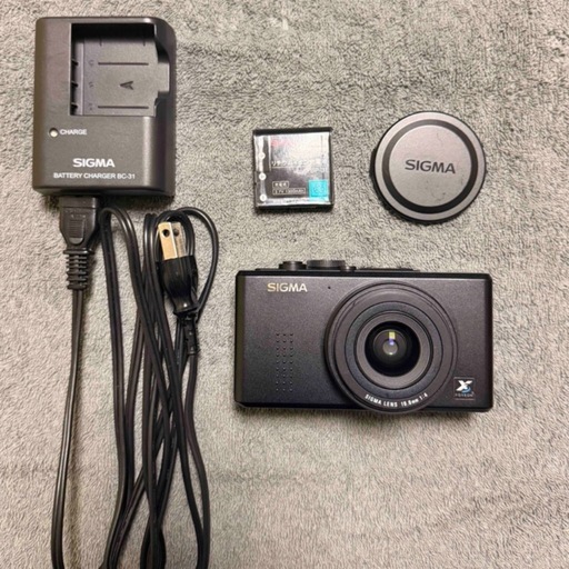 直接取引値下げ交渉可　
美品　SIGMA DP1 foveon x3  新品バッテリー