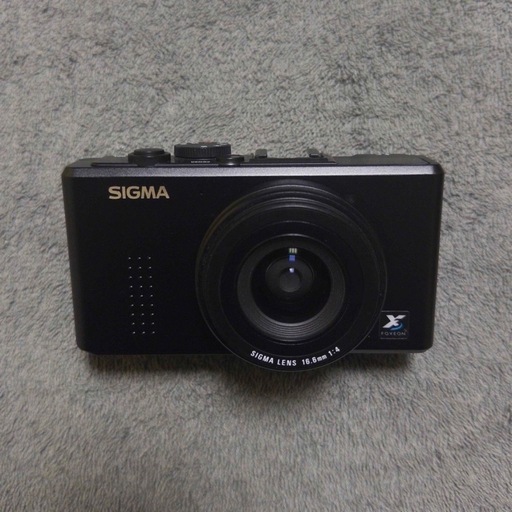 直接取引値下げ交渉可　
美品　SIGMA DP1 foveon x3  新品バッテリー