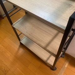 スチールラックの画像