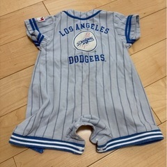 ドジャースベビー服の画像