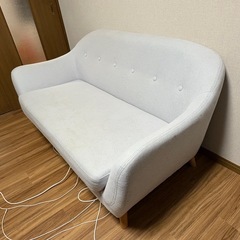 【お譲り先決まりました】ニトリ　ソファ　グレー　2人掛けの画像