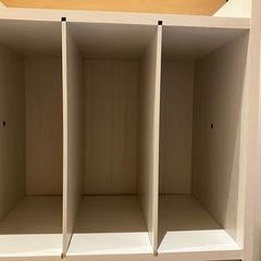 キャスター付き棚の画像