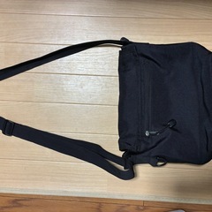 ショルダーバッグの画像