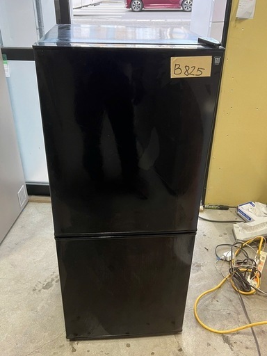 NO B825?福岡市内配送設置無料✨?106L 2ドア冷蔵庫 小さい ニトリ NTR-106BK 2022年製 ブラック 単身用 一