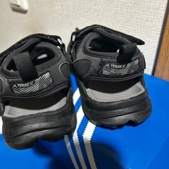 adidasサンダル　20センチの画像