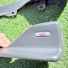 
スバル レヴォーグ STI VM4/VMG 左右セット　サイドスポイラー 純正 SG517VA110 ST96030VV030の画像