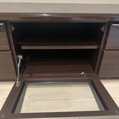 テレビボードの画像