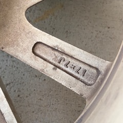 プリウスα アルミホイール(7J) 4枚215/50R17 4本の画像