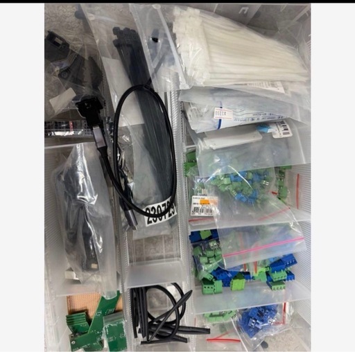 ⭐︎総額30万円⭐︎電子部品一式