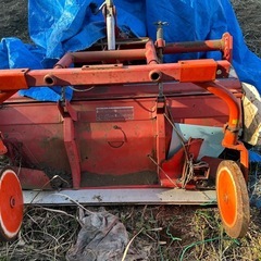 ヤンマートラクターの画像