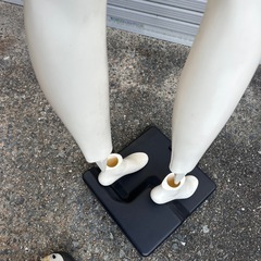 店舗用 レディース脚マネキン パンツディスプレイ 撮影用の画像
