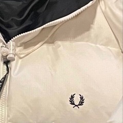 ［美品］フレッドペリー　フード付きダウンの画像