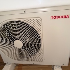 東芝 エアコン 6畳用 2022年 RAS-J221P 動作OK リモコン付の画像