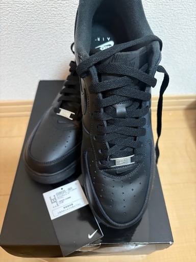 シュプリームエアフォース１supreme Nike Air Force