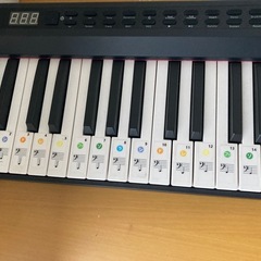 2022年1月最新モデル　電子ピアノ 88鍵盤 スリムボディ 充電可能 の画像