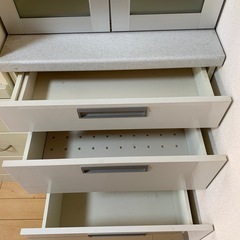 食器棚とレンジ台セットでの画像