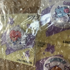 bt21バッチ&キーホルダーセットの画像