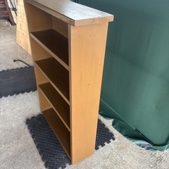 木製本棚の画像