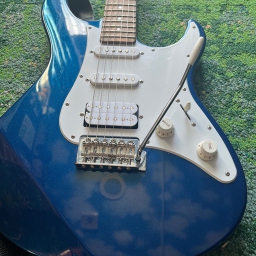 YAMAHAヤマハ PACIFICA012 エレキギター