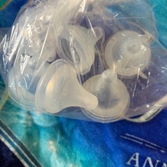 ピジョン・西松屋 哺乳瓶セット（ほぼ未使用） の画像