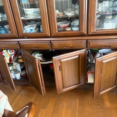 食器棚の画像