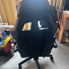 ゲーミングチェアの画像