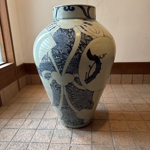 骨董　大きい壺
