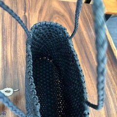 花結び編みのバッグの画像