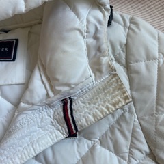 Tommy Hilfiger  ダウンジャケット　白の画像